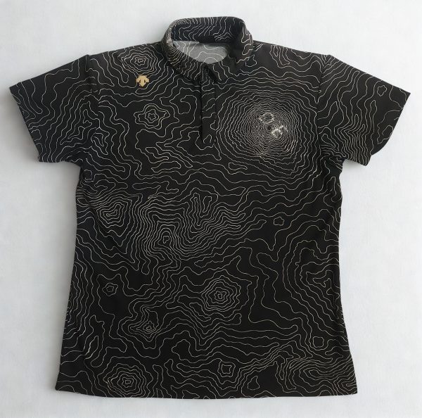 Descente Golf Men Topographic Print Golf Polo Shirt Front View